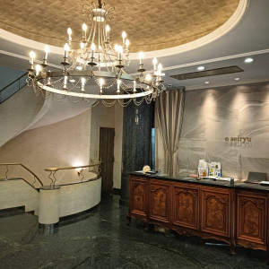 セレブ感のあるゆったりとした空間になっています。|736485さんのCasa Noble OSEIRYU（カーザノーブレオセイリュウ）の写真(2364606)