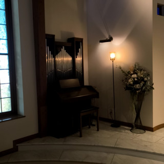 チャペル内のオルガン