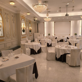 披露宴会場の内観