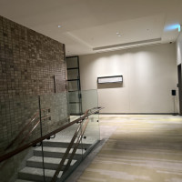 裏口からの通路