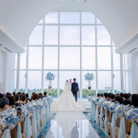 白基調な挙式場