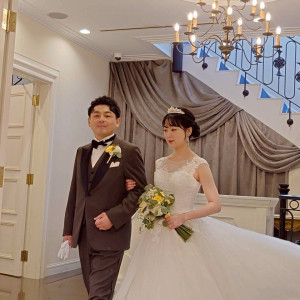 披露宴場入場|737113さんのアーカンジェル代官山/テイクアンドギヴ・ニーズウェディングの写真(2517929)