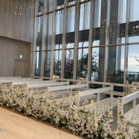 椅子も白で全体的な統一感があります