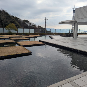 3rdの外。水場多め。|737176さんのノートルダム広島/FIVESTAR WEDDINGの写真(2367983)