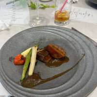 メインディッシュのお肉