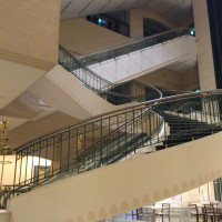 チャペル前の階段