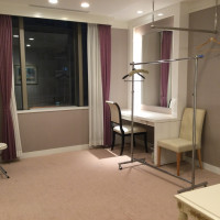 当日花嫁の着替える、もう一つの部屋。