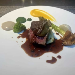 お肉料理