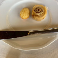 結婚式後の食事、一口サイズの前菜です。