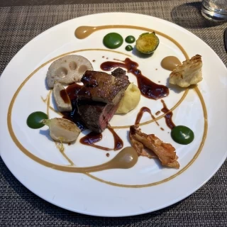 メインの料理。