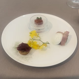 試食料理のうちの前菜です