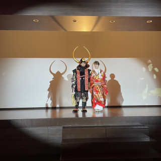 シルエット登場