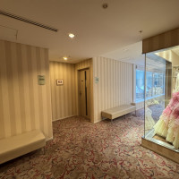 更衣室・衣装 (フォーシス) 店舗