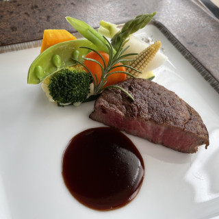 牛フィレ肉のステーキ