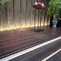 檀上で誓いのことば、儀式を行います。
