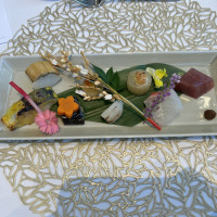 前菜は課金すればするほど良いものになります