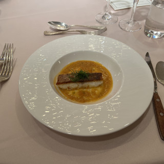 メイン魚料理
