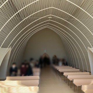 チャペル、新郎新婦の目線