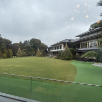 どの披露宴会場からも綺麗な日本庭園を見ることができます
