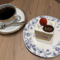 式に参加される方が沢山休憩にいらしていました。