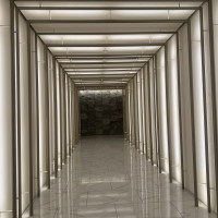 チャペルへ続く通路です
