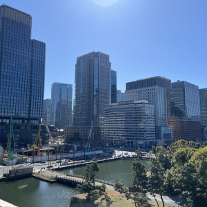 フラワーシャワーを行ったり写真撮影に使うテラスからの眺め|738250さんのパレスホテル東京(PALACE HOTEL TOKYO)の写真(2583834)