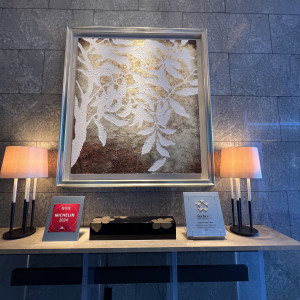 一流ホテルの証も飾られています|738250さんのパレスホテル東京(PALACE HOTEL TOKYO)の写真(2583837)