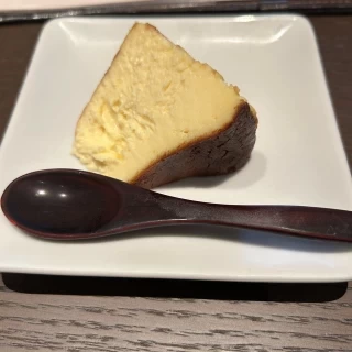 バスクチーズケーキ