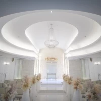 明るくてとても素敵な会場です。