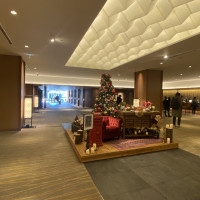 ホテルロビー全景。