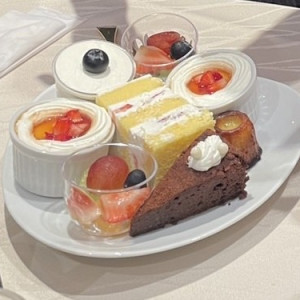 デザートビュッフェ|738300さんのTHE TOWER HOTEL NAGOYA(ザタワーホテルナゴヤ)の写真(2554599)