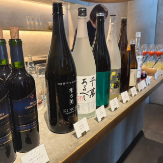 お酒の種類がとても豊富でゲストにも楽しんでもらえます！