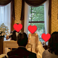 結婚証明書へサイン