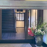 庭からロビー会場の写真です。