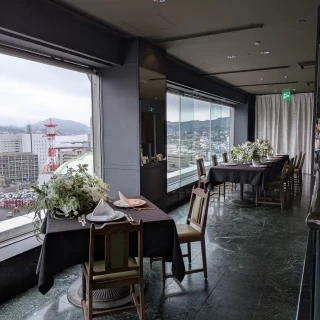 大きな窓が特徴
長崎市内の景色を一望できる。
夜景も綺麗