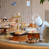 デザートビュッフェ