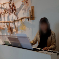 披露宴会場での生演奏