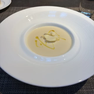 スープはまろやかで美味しかったです