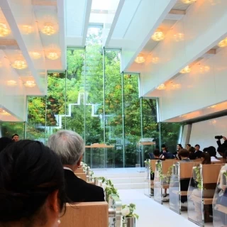 チャペルです。雨でもこの明るさ!