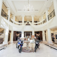 バイクを置きました