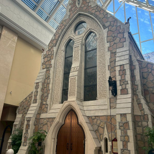 インナーガーデンのある全天候型対応チャペル|739324さんのホテルモントレ京都の写真(2602778)