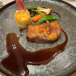 国産牛サーロイン肉の帆立貝柱のポワレノイリー酒香る甲殻類|739324さんのホテルモントレ京都の写真(2602775)
