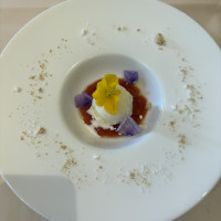 挙式後日、大人2名分の食事券をいただき美味しいランチ。