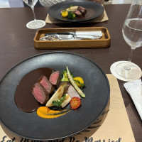 見学の際に試食した牛肉のメインプレートです