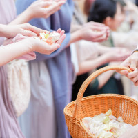 フラワーシャワーはケチらずに生花でやって良かった！