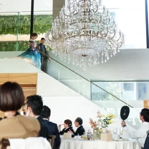 お色直し入場|739713さんのNIIGATA MONOLITH ～新潟モノリス～の写真(2384754)