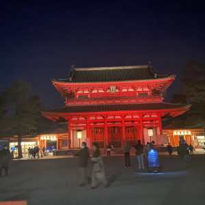夜の平安神宮|739738さんの平安神宮会館の写真(2527533)