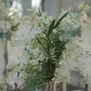 チャペル内の花