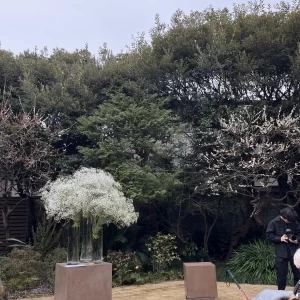 挙式会場です、かすみ草を飾って頂きました|739881さんのMAYAの写真(2385806)