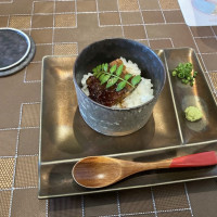 うなぎなど、結婚式ではあまり出ないものもありました。